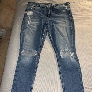 woman’s jeans